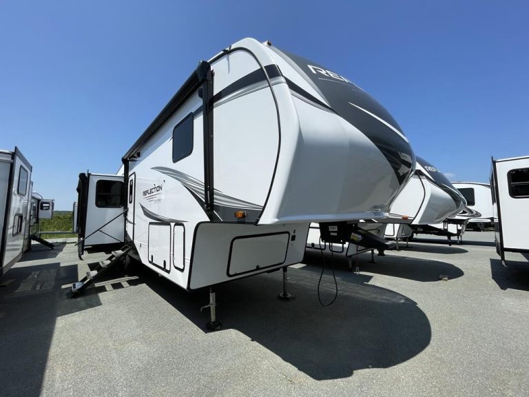 Fifth Wheel trailers - Bluenose RV Centre